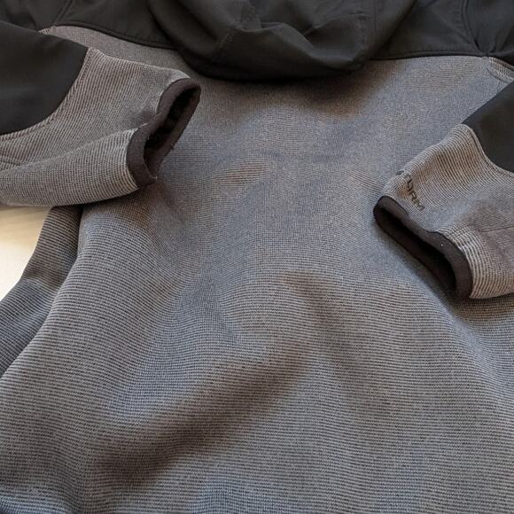 Under Armour Storm Jacket | Youth M - Picture 7 of 9